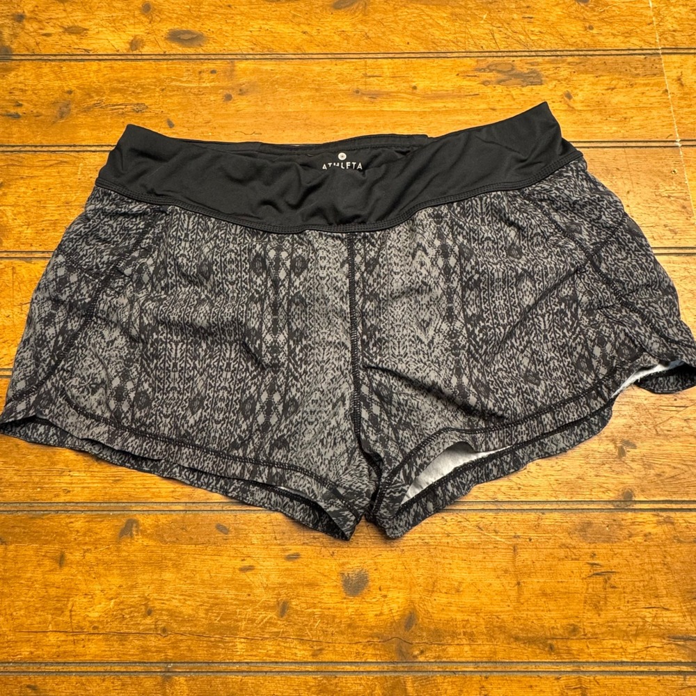 Athleta‎ Women's Black Grey Patterned Athletic Running Shorts Size M